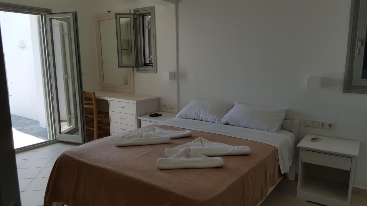 Villa Soros Luaran gambar